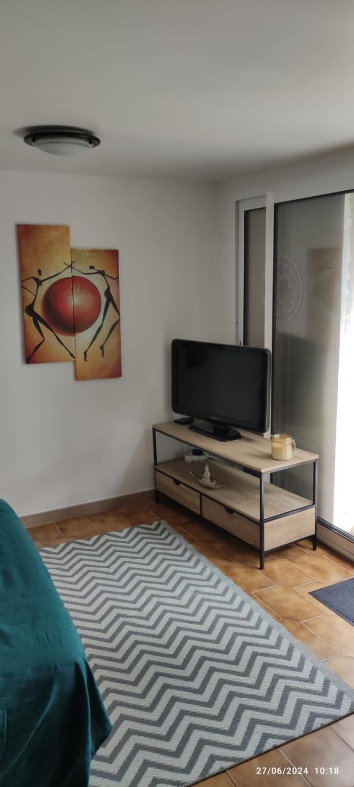 Apartamento A L Ombre Du Figuier Cagnac-les-Mines Exterior foto