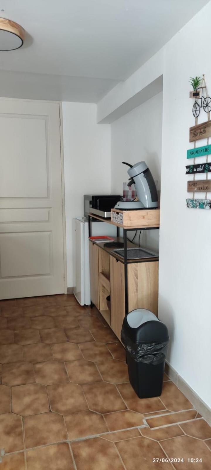 Apartamento A L Ombre Du Figuier Cagnac-les-Mines Exterior foto